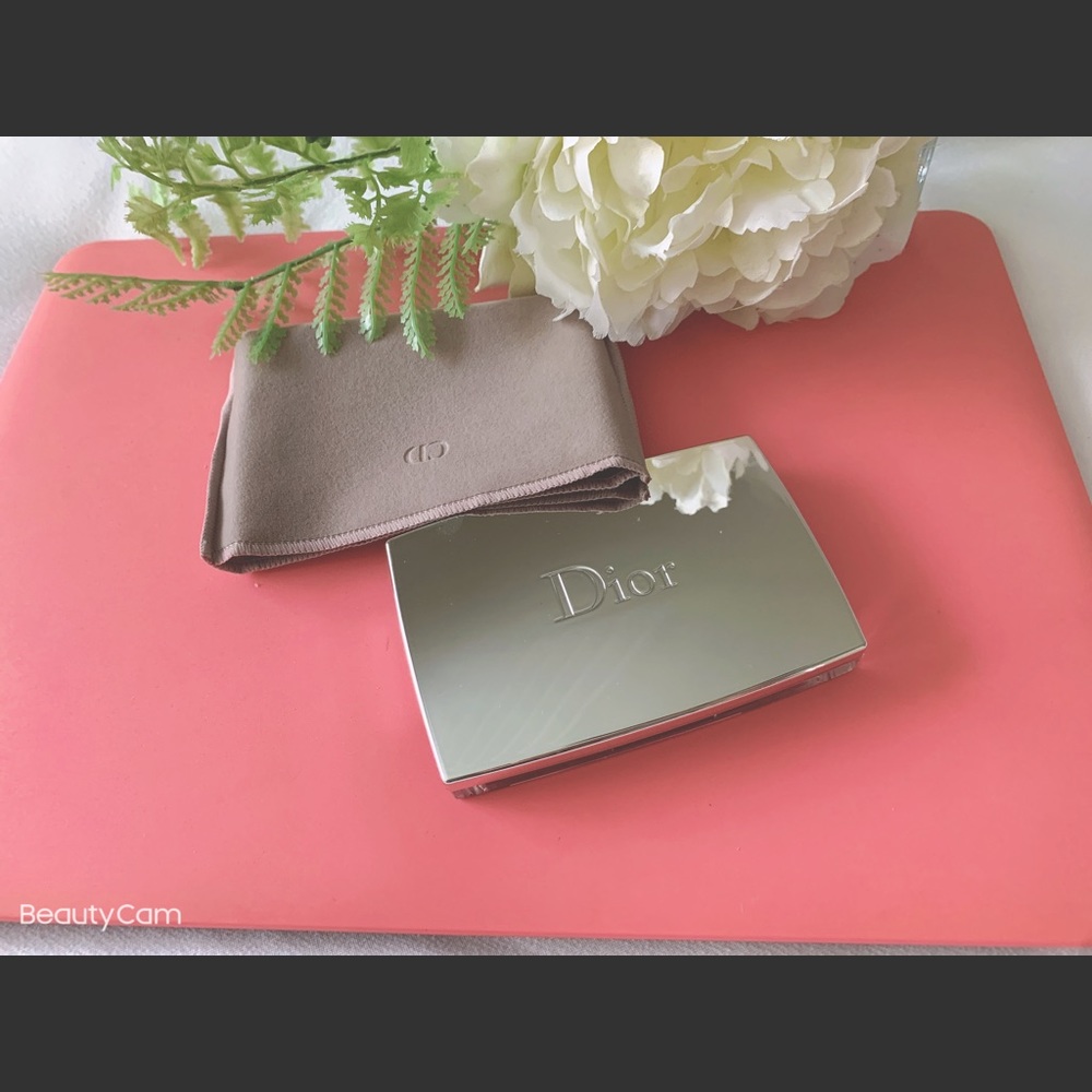 Dior Eye Reviver 001